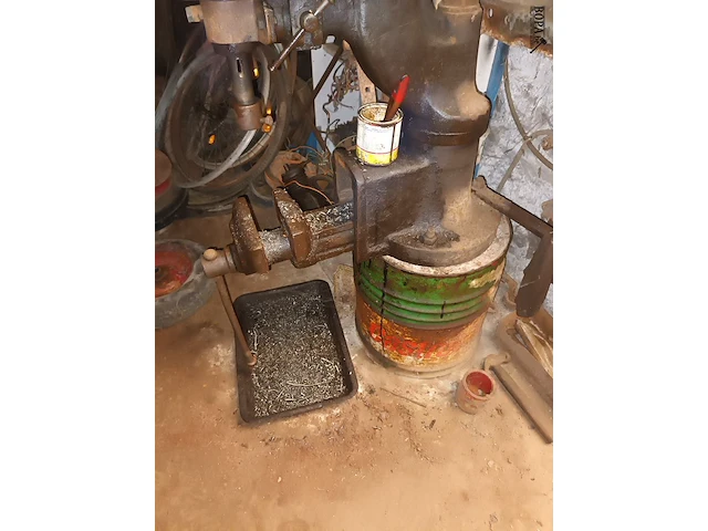 Lot 114 - antieke kolomboormachine - afbeelding 2 van  4