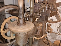 Lot 114 - antieke kolomboormachine - afbeelding 3 van  4