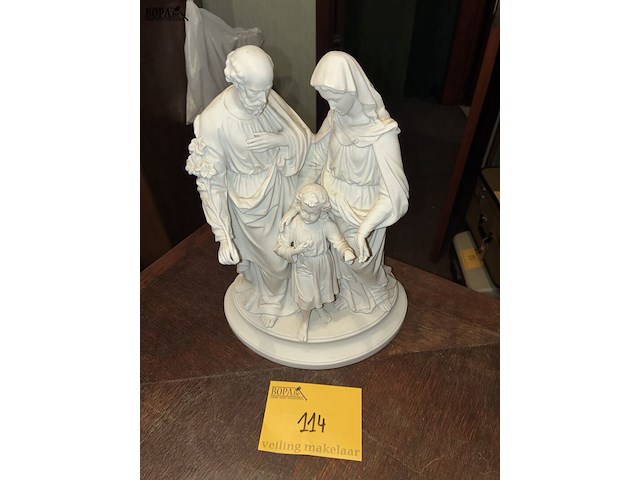 Lot 114 - beeld biscuit, heilige familie - afbeelding 1 van  4