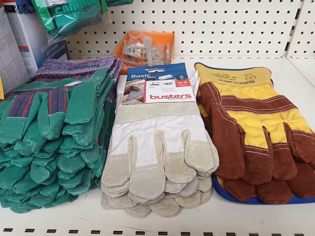 Lot 114 - beschermingsmateriaal - afbeelding 4 van  5