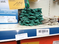 Lot 114 - beschermingsmateriaal - afbeelding 5 van  5