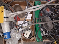Lot 114 - elektriciteitsmateriaal - afbeelding 3 van  5