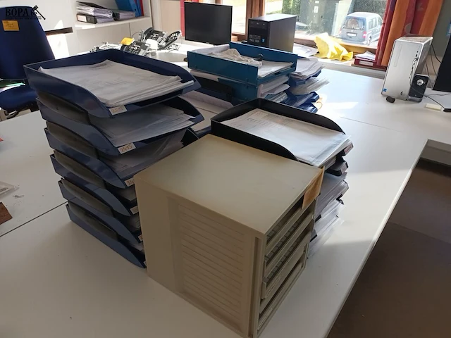 Lot 114 - lot sorteervakken - afbeelding 3 van  3