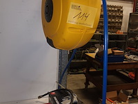 Lot 114 - luchtdrukslang op haspel zeca - afbeelding 1 van  3