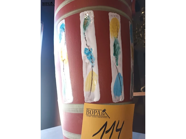 Lot 114 - vaas west germany - afbeelding 2 van  2