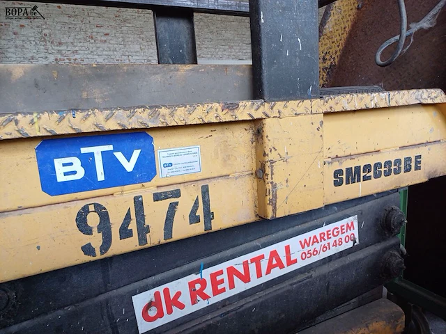 Lot 1142 - hoogtewerker - afbeelding 4 van  8