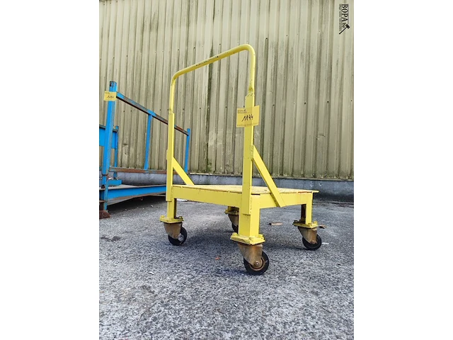 Lot 1144 - transportkar - afbeelding 2 van  3