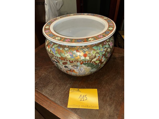 Lot 115 - chinese vissenkom - afbeelding 1 van  4