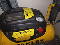 Lot 115 - compressor stanley - afbeelding 2 van  3