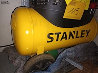 Lot 115 - compressor stanley - afbeelding 3 van  3
