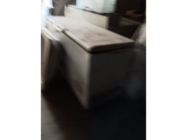 Lot 115 - diepvrieskist bauknecht - afbeelding 1 van  3