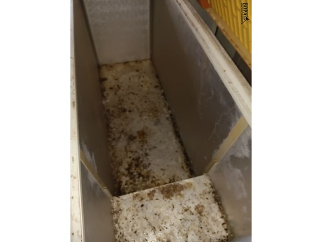 Lot 115 - diepvrieskist bauknecht - afbeelding 2 van  3