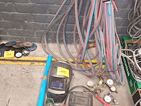 Lot 115 - lasmateriaal - afbeelding 1 van  5