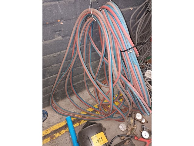 Lot 115 - lasmateriaal - afbeelding 2 van  5