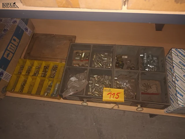 Lot 115 - lot compressiehulzen - afbeelding 1 van  4