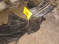 Lot 115 - zadel - afbeelding 2 van  2