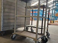 Lot 1151 - metalen trolly. 2 stuks - afbeelding 4 van  4