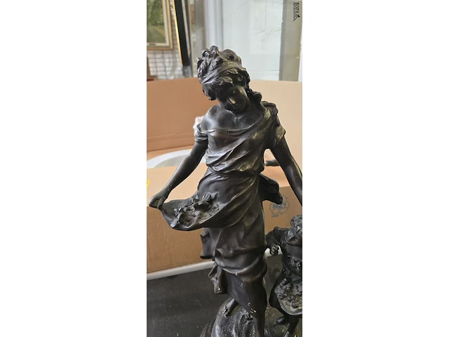 Lot 116 - replica beeld le miroir van auguste moreau 9(1834-1917) - afbeelding 4 van  5