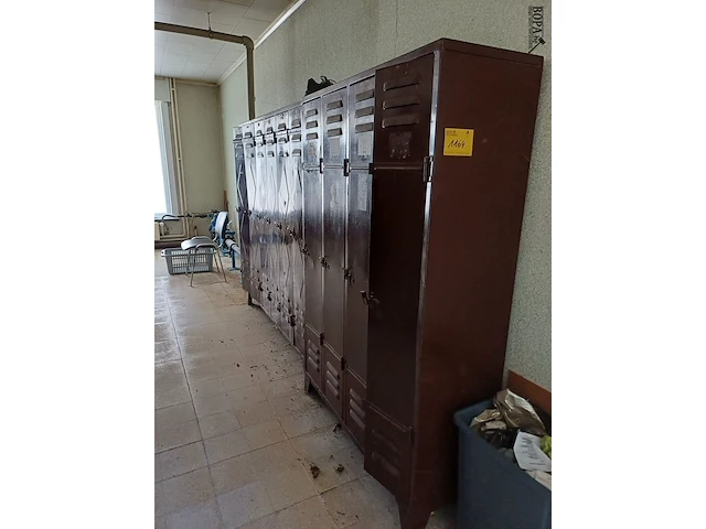 Lot 1164 - metalen lockerkasten. 10 stuks - afbeelding 1 van  4