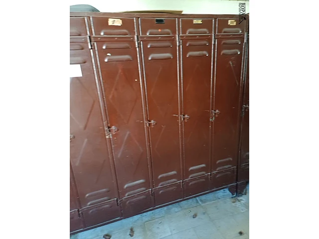 Lot 1165 - metalen lockerkasten. 22 stuks - afbeelding 2 van  3
