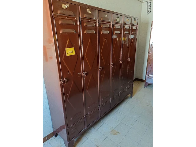 Lot 1169 - metalen lockerkast. 6 stuks - afbeelding 1 van  3