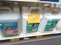 Lot 117 - bidons producten. 5 stuks - afbeelding 1 van  4