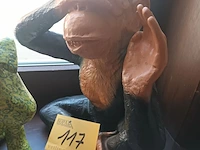 Lot 117 - hond en aap - afbeelding 3 van  4