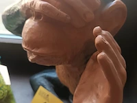 Lot 117 - hond en aap - afbeelding 4 van  4