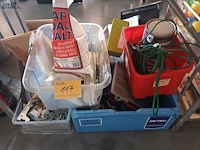 Lot 117 - lot werkmateriaal - afbeelding 1 van  7