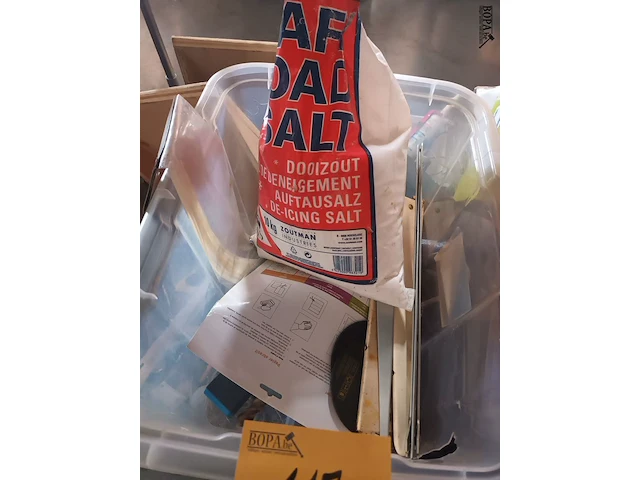 Lot 117 - lot werkmateriaal - afbeelding 2 van  7