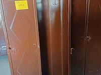 Lot 1171 - metalen lockerkast. 18 stuks - afbeelding 2 van  3