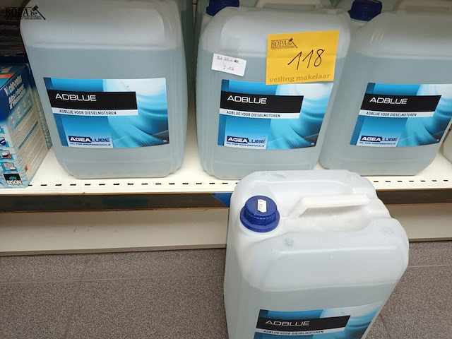 Lot 118 - adblue 10 liter. 7 stuks - afbeelding 1 van  3