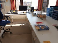 Lot 118 - bureau - afbeelding 2 van  4