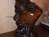 Lot 118 - lampadaire zittende vrouw - afbeelding 3 van  3