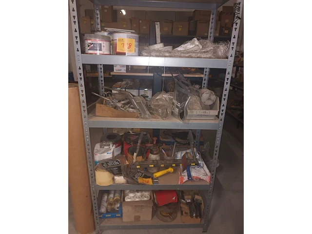Lot 118 - materiaal voor carrosserie - afbeelding 1 van  6