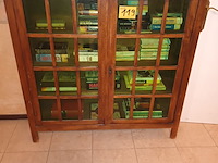 Lot 119 - boekenkast - afbeelding 1 van  4