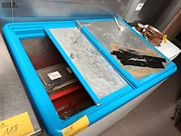 Lot 119 - mobiele diepvrieskist - afbeelding 2 van  4