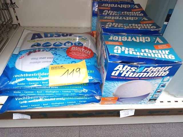 Lot 119 - vochtbestrijding. 7 stuks - afbeelding 1 van  3