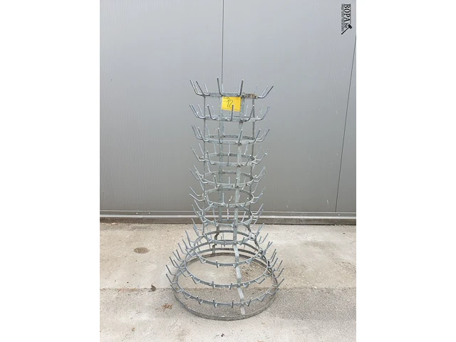 Lot 12 - antiek wijnrek - afbeelding 2 van  3