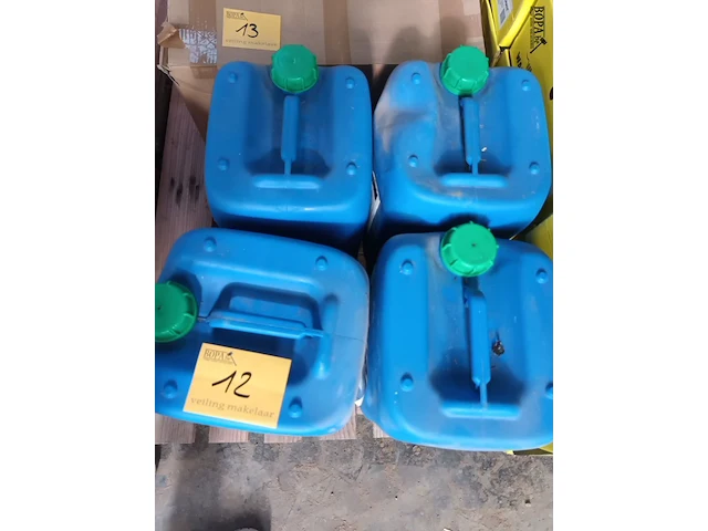 Lot 12 - bad en douche gel. 4 stuks - afbeelding 3 van  3