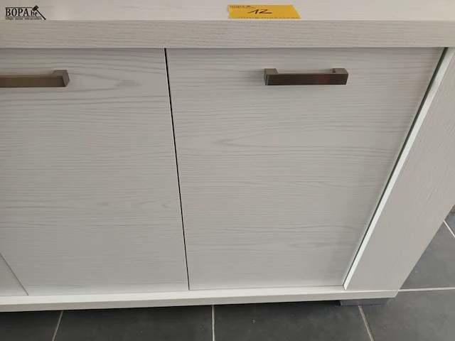 Lot 12 - dressoir kast - afbeelding 4 van  4
