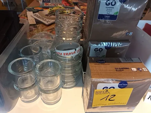 Lot 12 - horeca tafeldekking - afbeelding 3 van  4