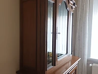 Lot 12 - houten vitrine kast - afbeelding 2 van  4