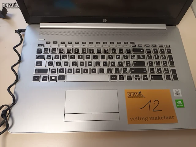 Lot 12 - hp laptop - afbeelding 2 van  4