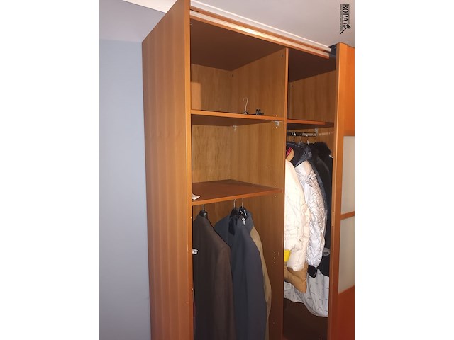 Lot 12 - kleerkast - afbeelding 4 van  5