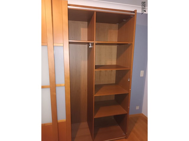 Lot 12 - kleerkast - afbeelding 5 van  5