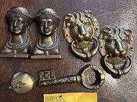 Lot 12 - koperen objecten, 4 stuks - afbeelding 1 van  3