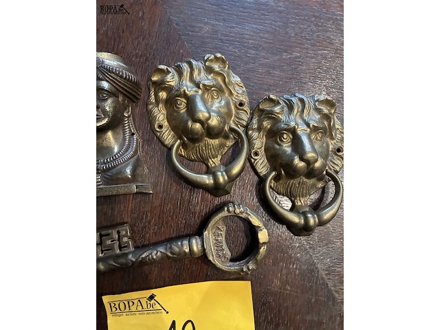 Lot 12 - koperen objecten, 4 stuks - afbeelding 3 van  3