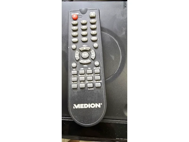 Lot 12 - medion miniplayer radio/sd/usb - afbeelding 2 van  3