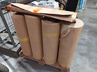 Lot 12 - rollen afdekkarton - afbeelding 2 van  3